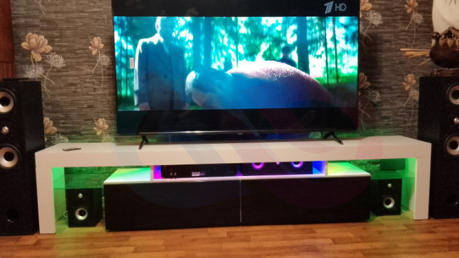 Тумба под тв Тренди