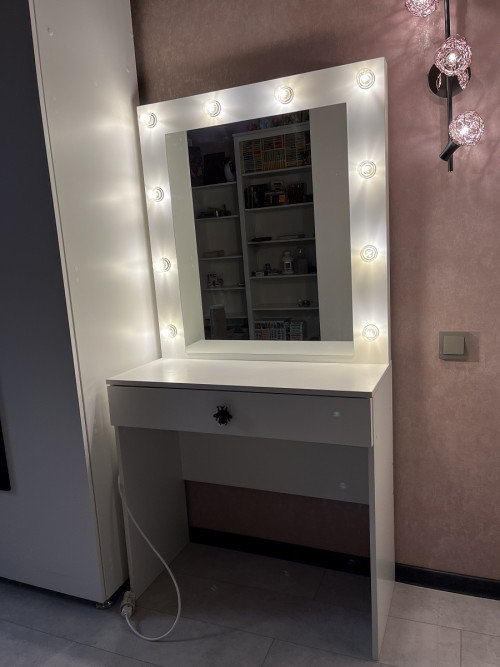 Туалетный столик Ариэль