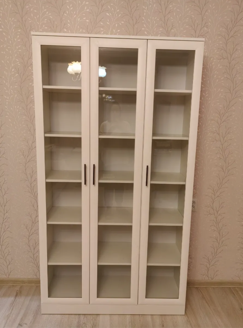 Шкаф книжный Трио